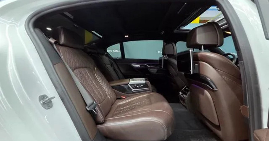 Bmw 7-Series 