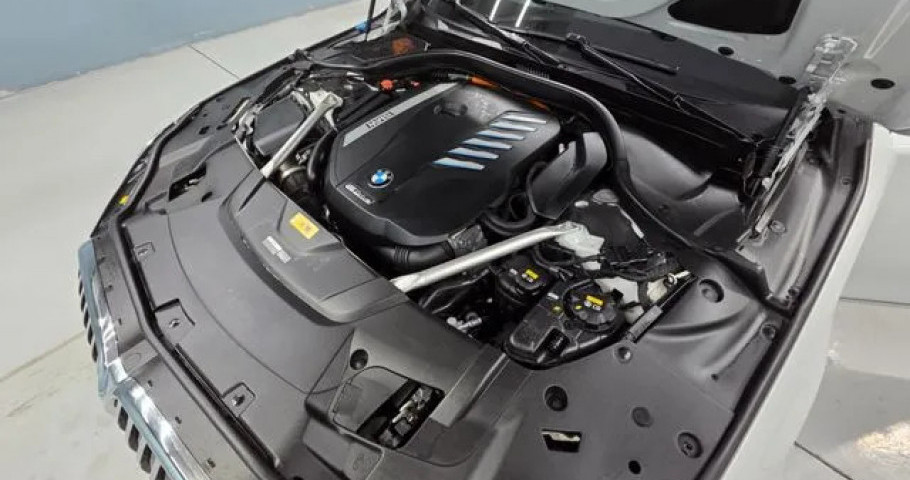 Bmw 7-Series 