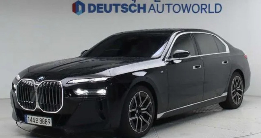 Bmw 7-Series 