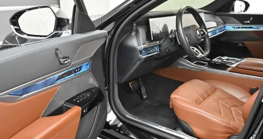 Bmw 7-Series 