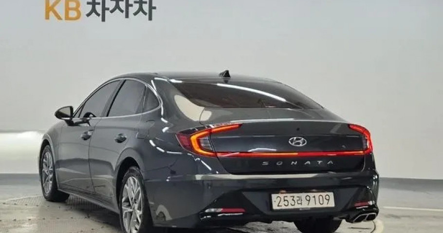 Hyundai Sonata 