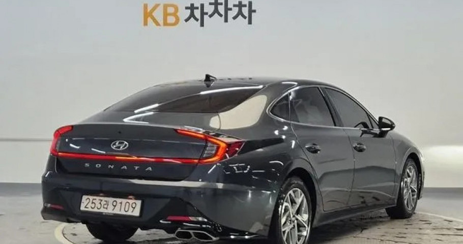 Hyundai Sonata 