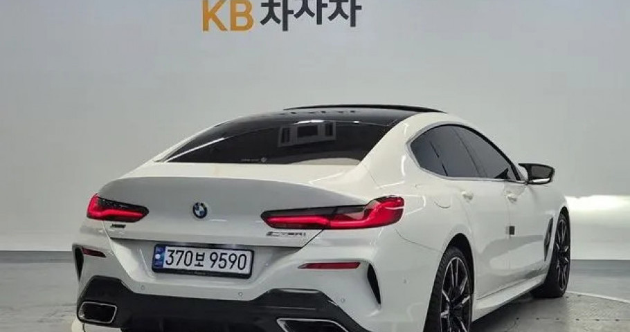 Bmw 8-Series 