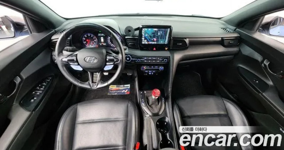 Hyundai Veloster 