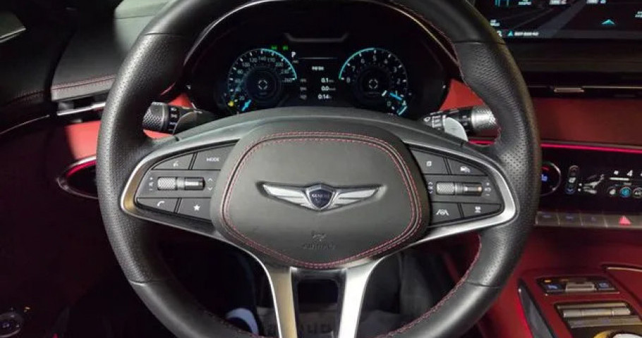 Genesis Gv70 
