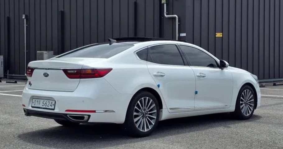 Kia K7 