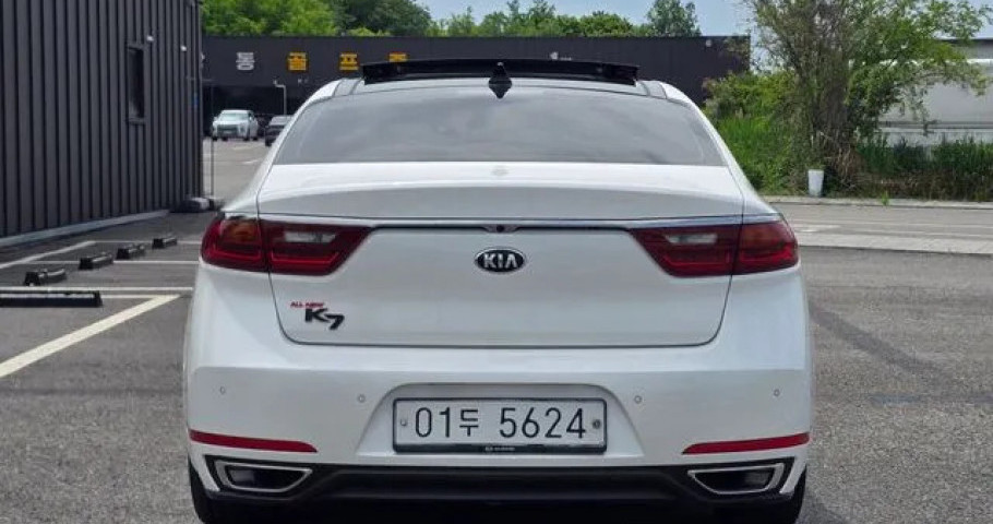 Kia K7 