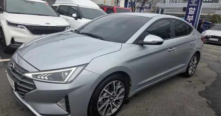Hyundai Avante (Elantra) 