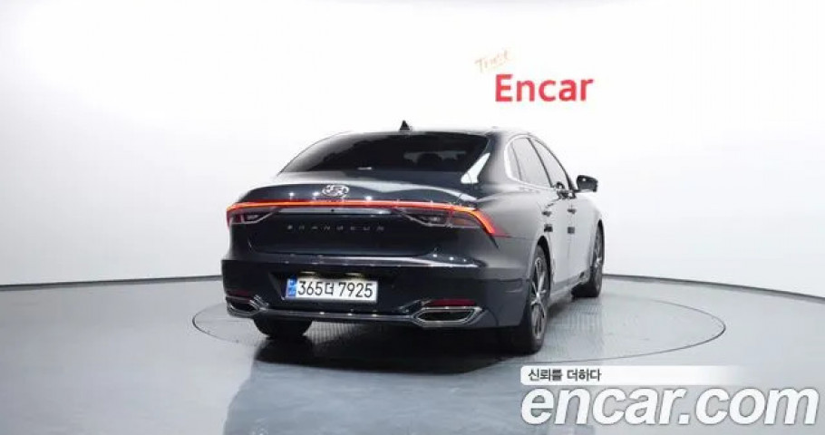 Hyundai Grandeur 