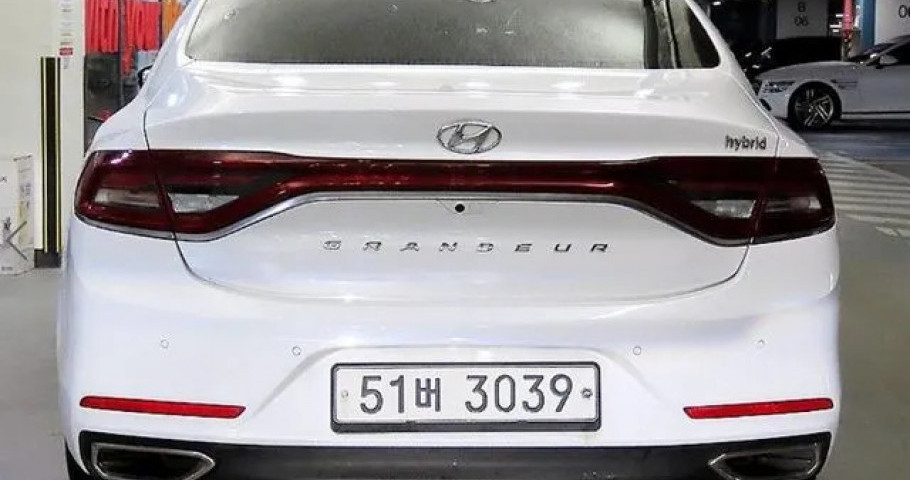 Hyundai Grandeur 