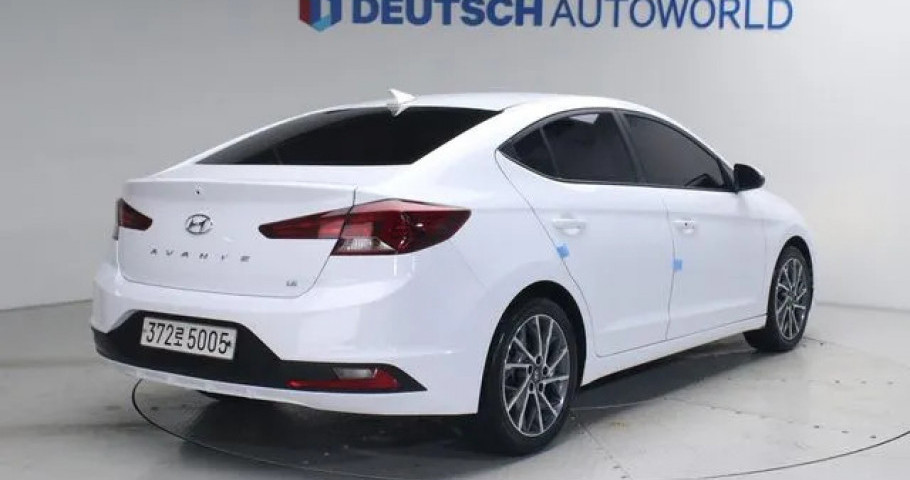 Hyundai Avante (Elantra) 