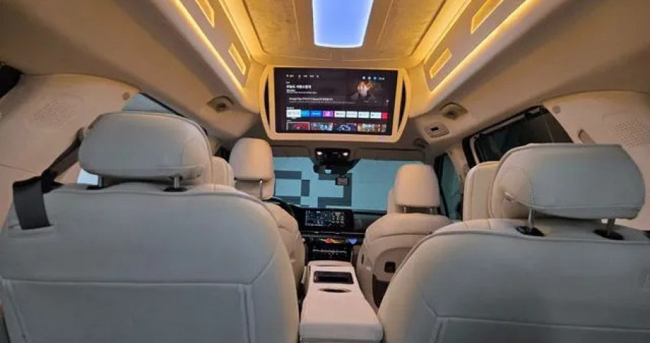 Kia Carnival 