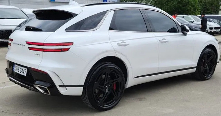 Genesis Gv70 