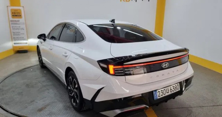Hyundai Sonata 