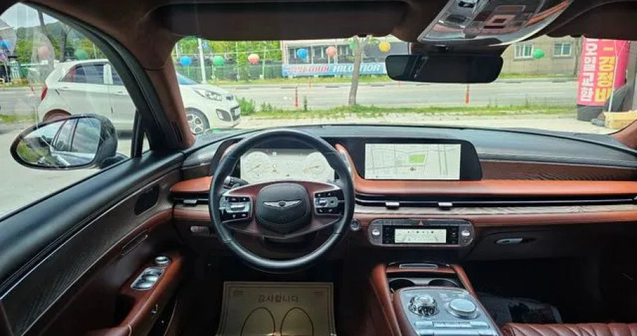 Genesis G90 