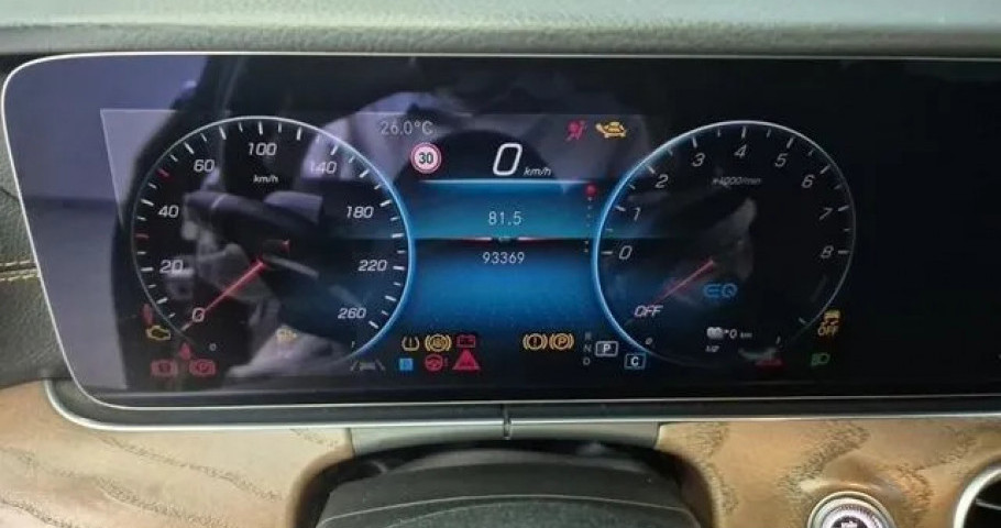Mercedes-Benz E-Class 