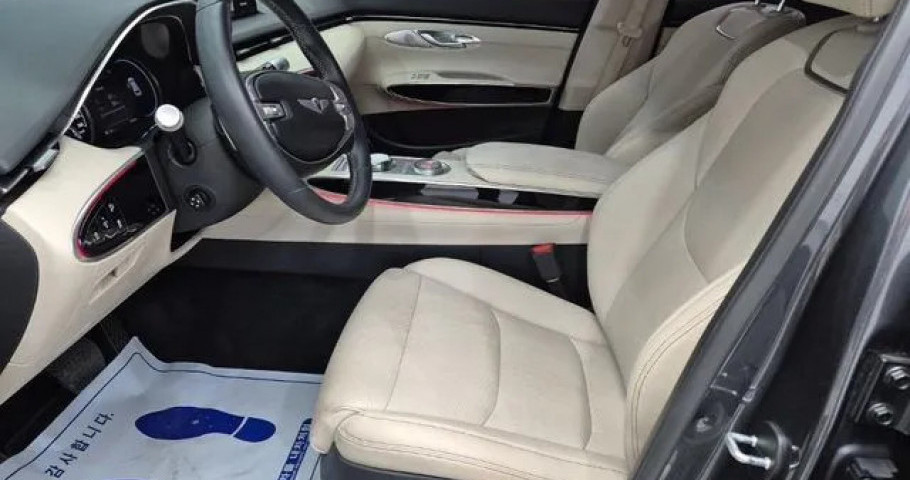 Genesis Gv70 