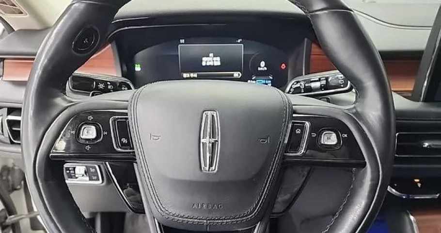 Lincoln Aviator 