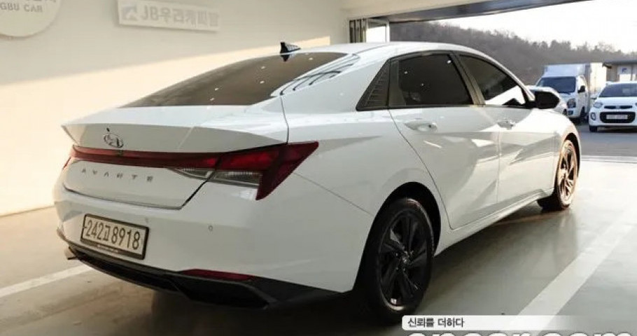 Hyundai Avante (Elantra) 