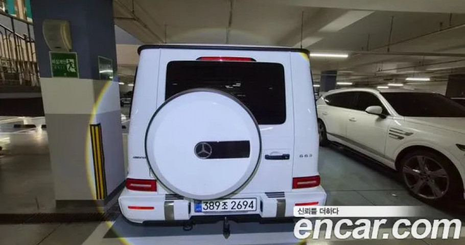 Mercedes-Benz G-Class 