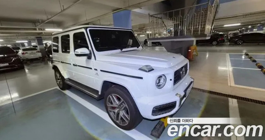 Mercedes-Benz G-Class 