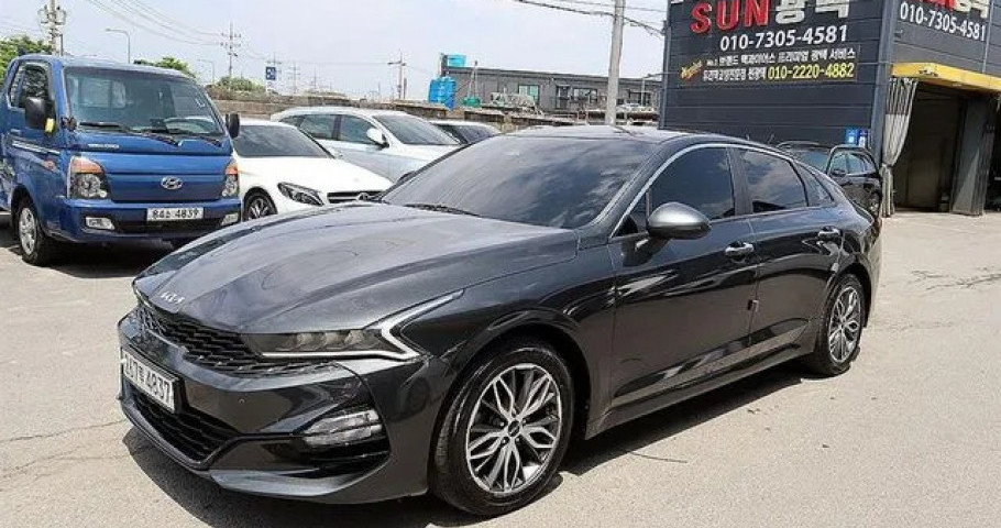 Kia K5 