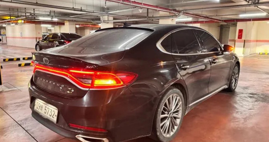 Hyundai Grandeur 