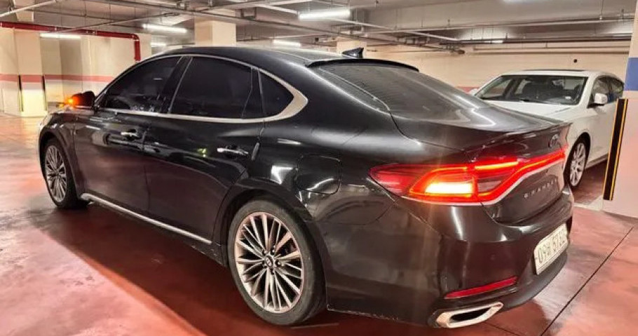 Hyundai Grandeur 