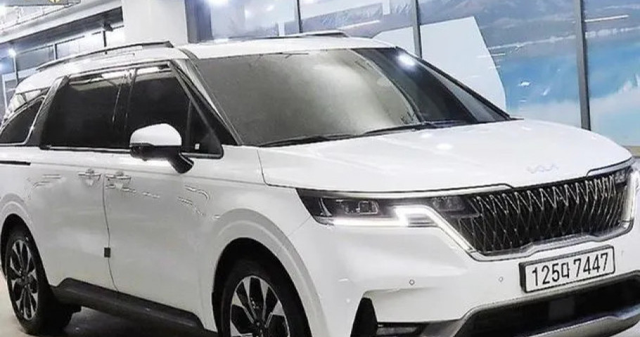 Kia Carnival 