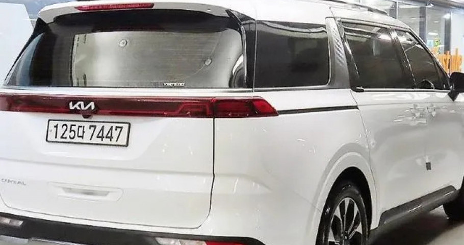 Kia Carnival 