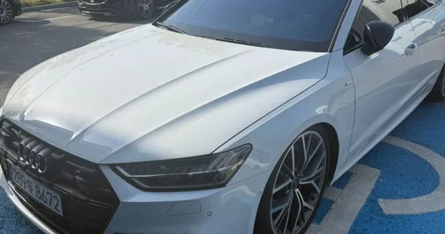 Audi A7 