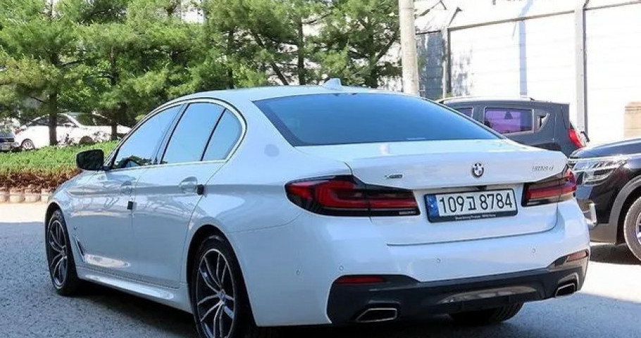 Bmw 5-Series 