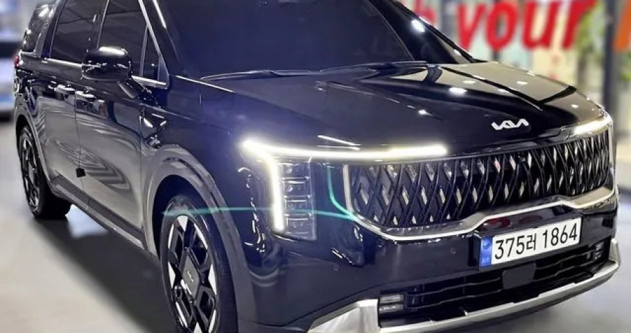 Kia Carnival 