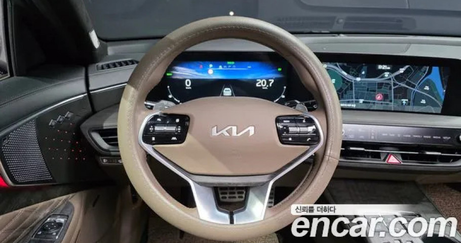 Kia K8 