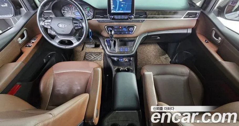 Hyundai Starex 