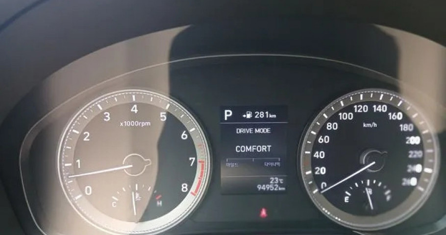 Hyundai Grandeur 