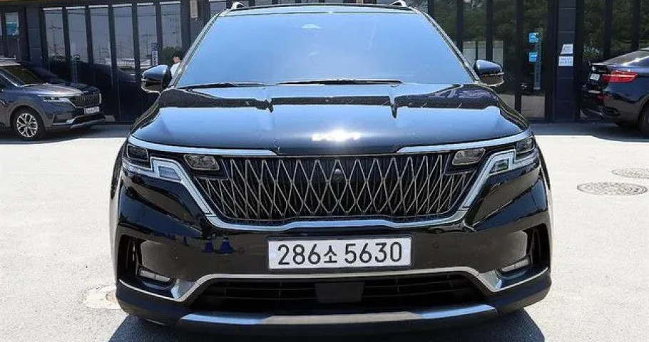 Kia Carnival 