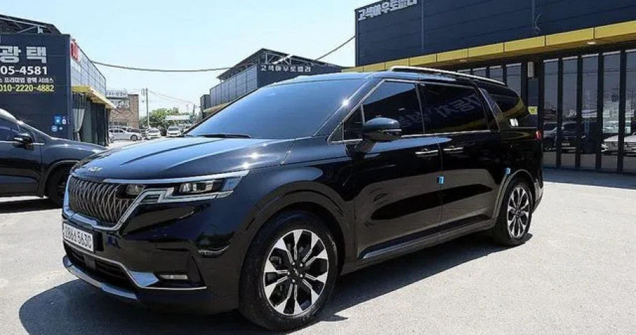 Kia Carnival 