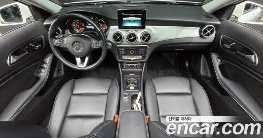 Mercedes-Benz Gla-Class 