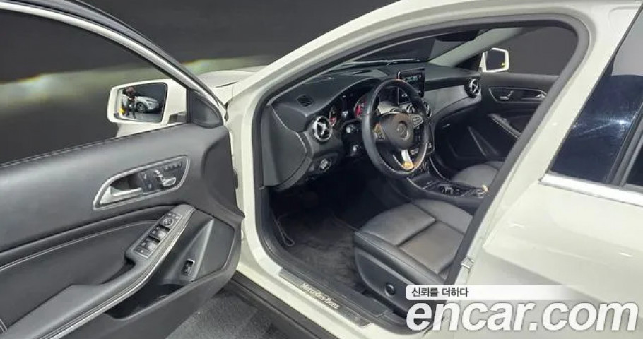 Mercedes-Benz Gla-Class 