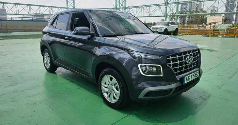 Hyundai Venue 