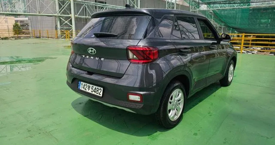 Hyundai Venue 