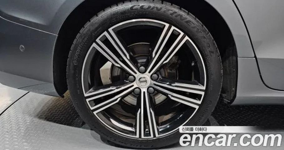 Volvo S60 