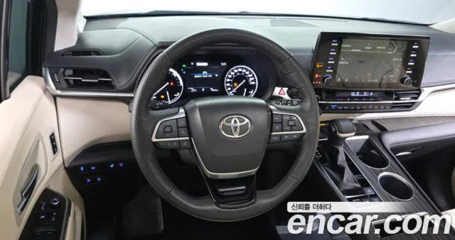 Toyota Sienna 