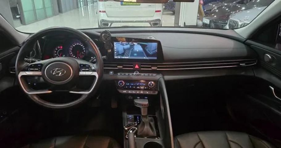 Hyundai Avante (Elantra) 