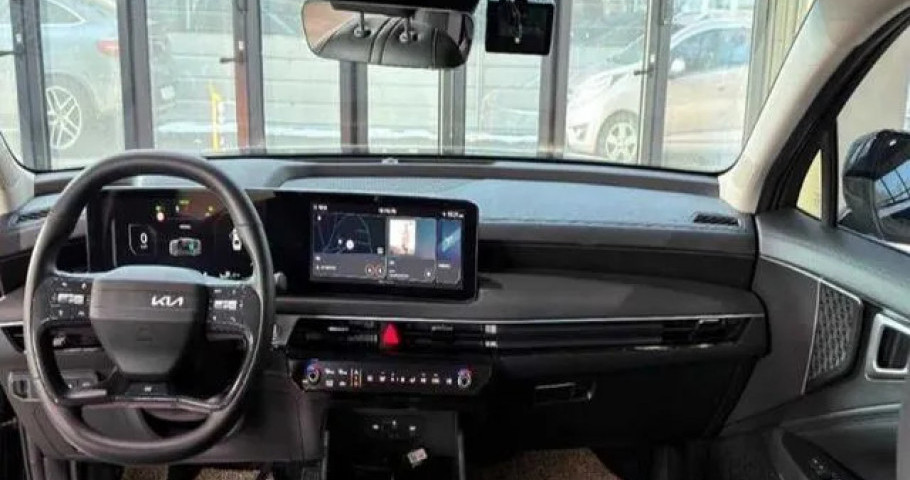 Kia K8 