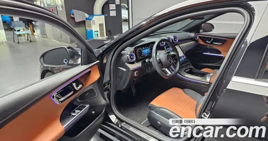 Mercedes-Benz C-Class 