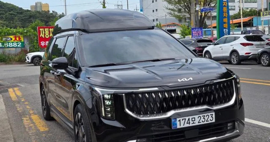 Kia Carnival 