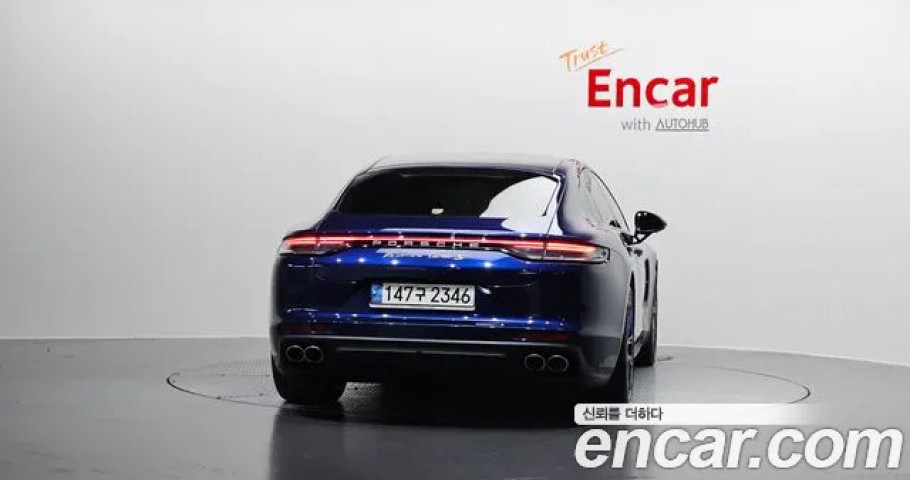 Porsche Panamera 