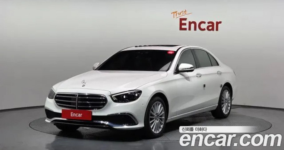 Mercedes-Benz E-Class 